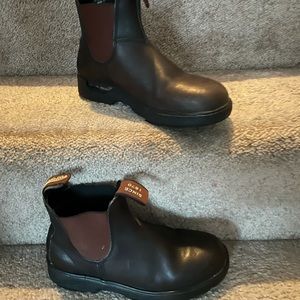 Blundstone leather boots